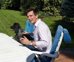 Channel 5 News kindly did a segment on the Lucies Farm Luxury Dog Resort. Jonathan Samuels, their Chief Correspondent, brought Digby, his cocker spaniel, for some pampering.